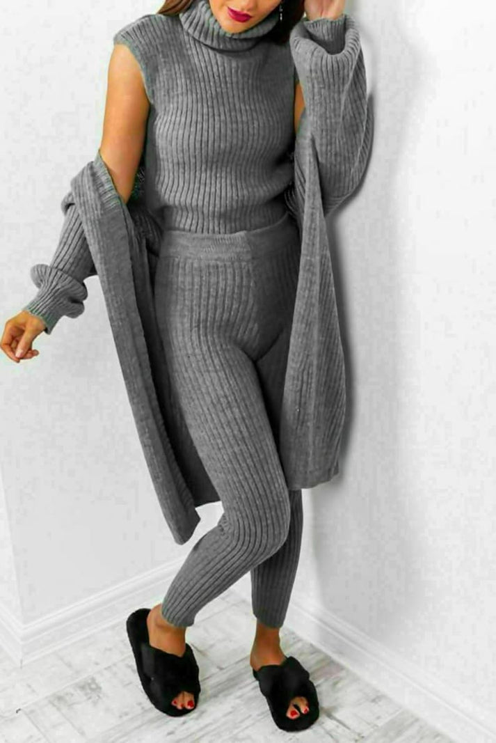 Chic and Cozy Ladies 3 Piece Roll Neck Chunky Knitted Lounge Set - Perfect for Relaxing in Style
